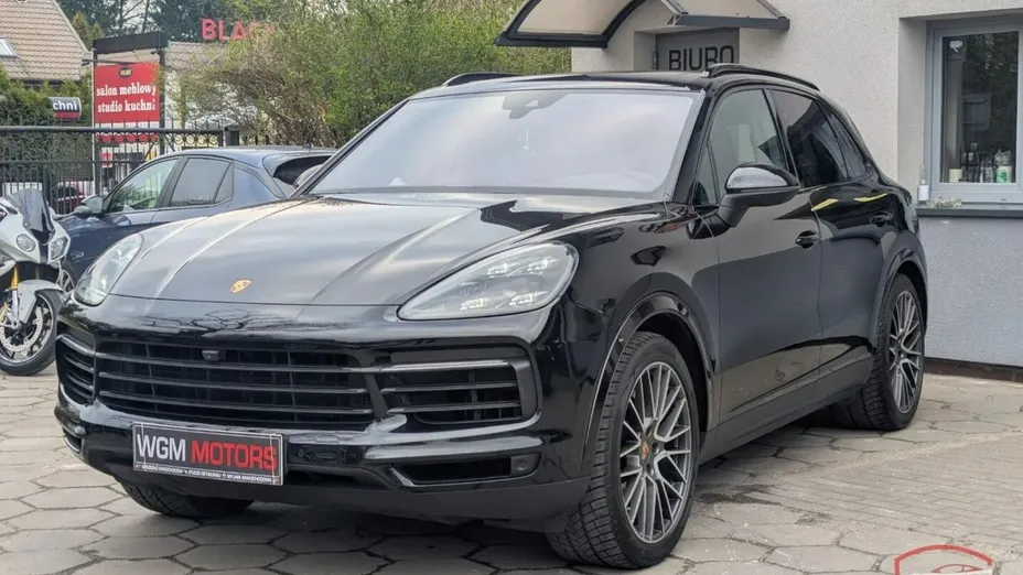 PORSCHE Cayenne -
