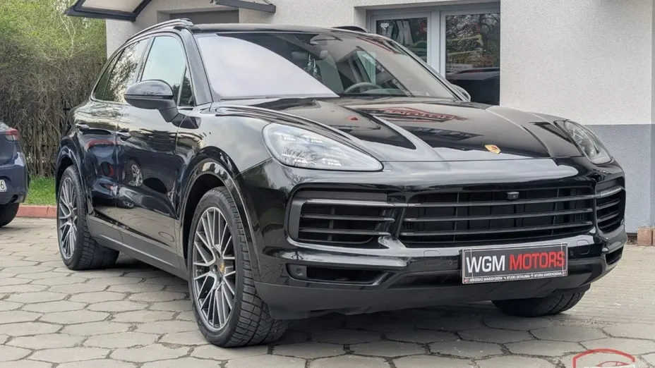 PORSCHE Cayenne -