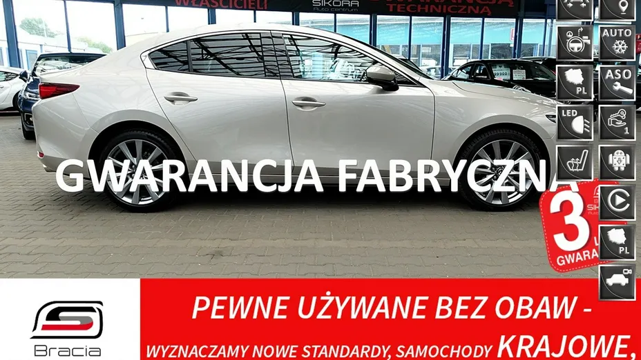 MAZDA 3 -