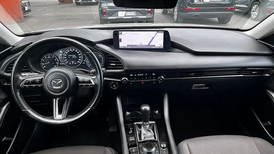 MAZDA 3 -