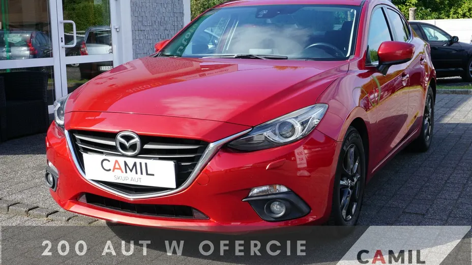 MAZDA 3 -