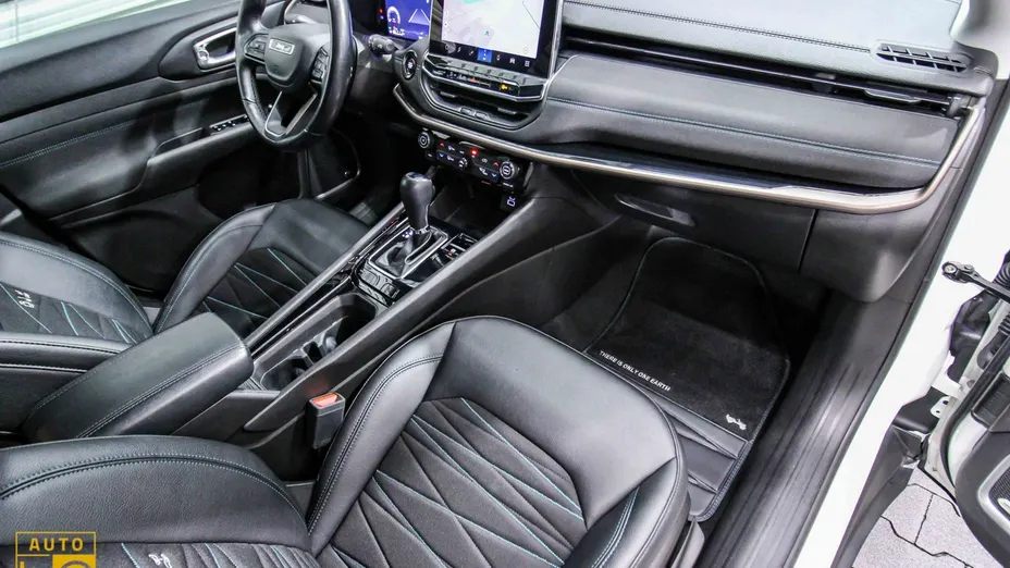 JEEP Compass -