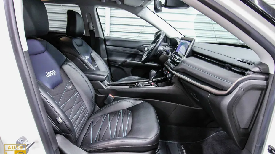 JEEP Compass -