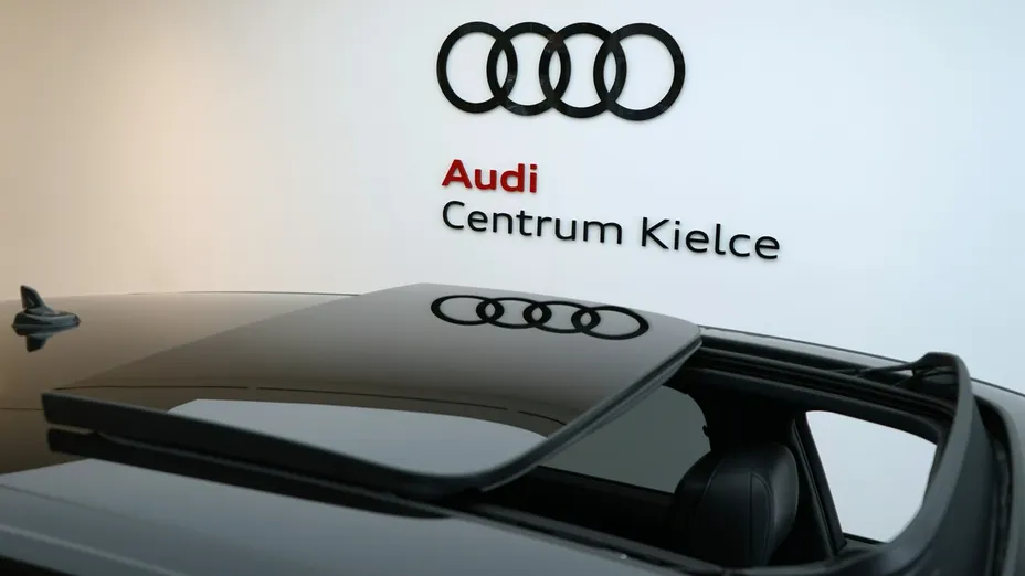 AUDI SQ8 e-tron -