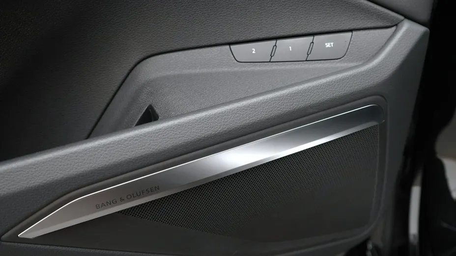 AUDI SQ8 e-tron -
