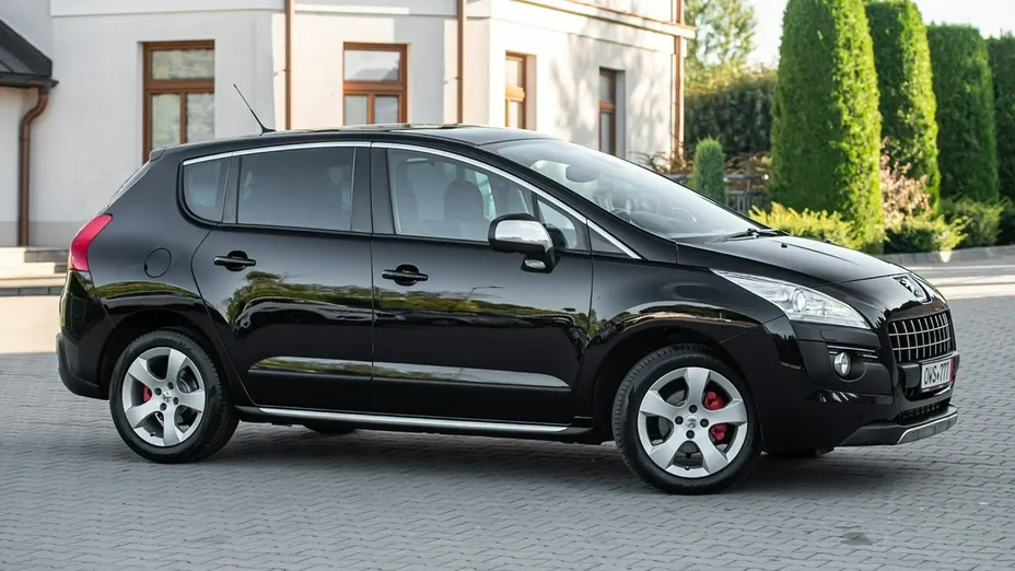 PEUGEOT 3008 -
