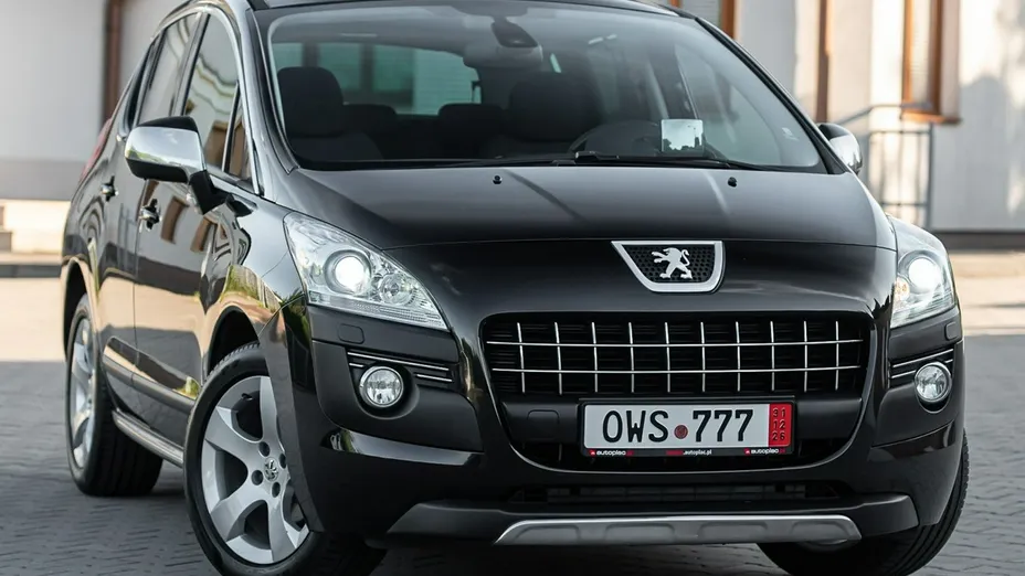 PEUGEOT 3008 -