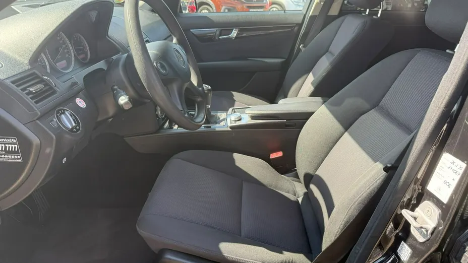 MERCEDES-BENZ C Klasa -