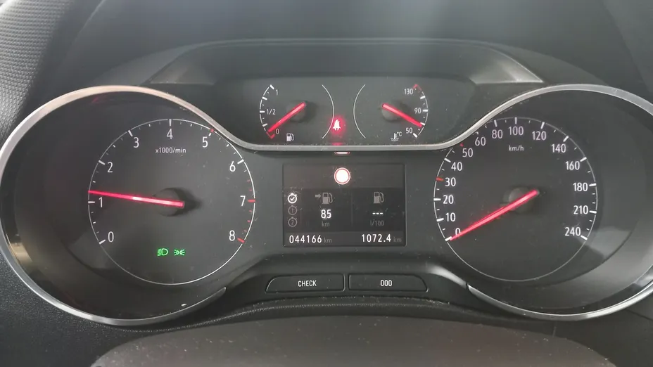 OPEL Crossland X -
