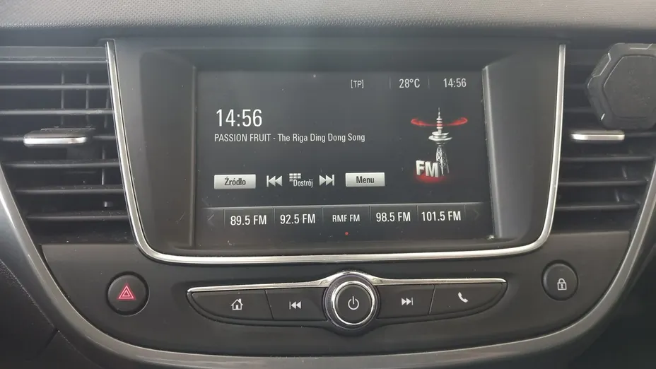 OPEL Crossland X -
