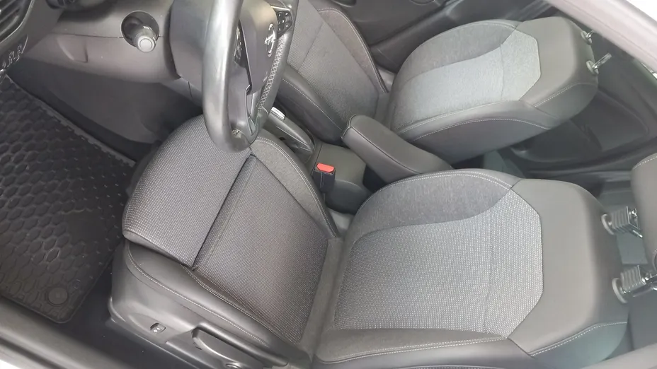OPEL Crossland X -