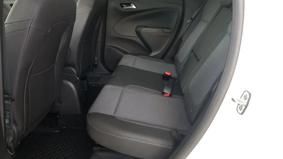 OPEL Crossland X -