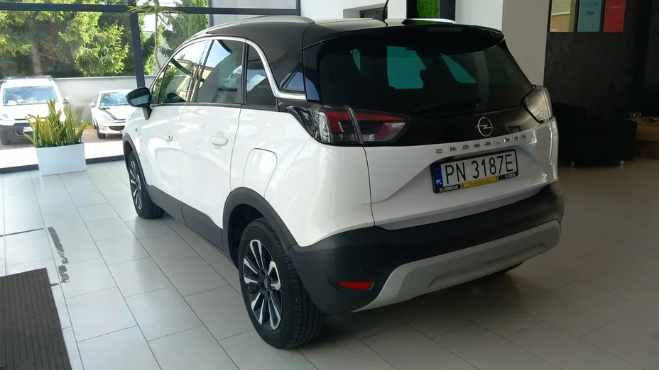 OPEL Crossland X -