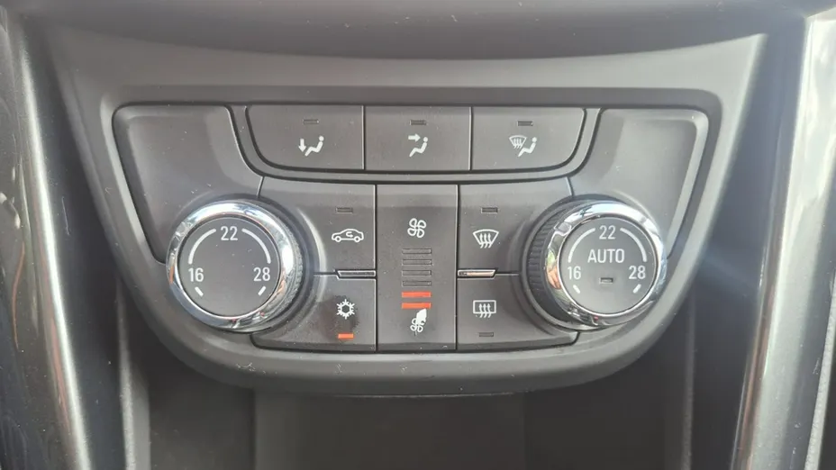 OPEL Zafira -