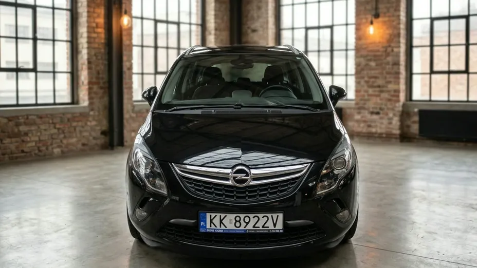 OPEL Zafira -
