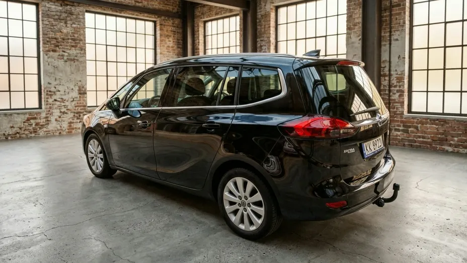 OPEL Zafira -