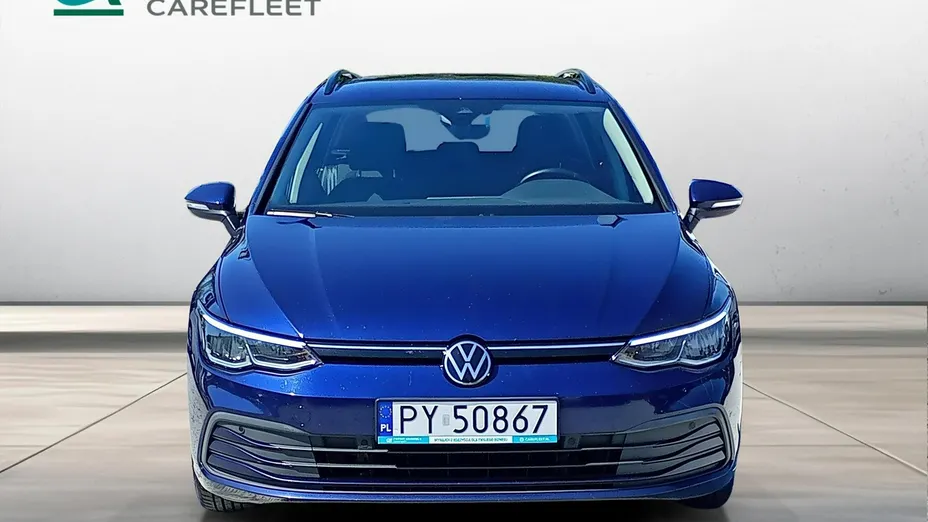 VOLKSWAGEN Golf -