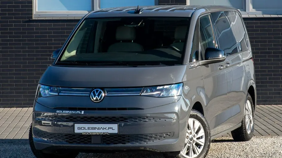 VOLKSWAGEN Multivan -