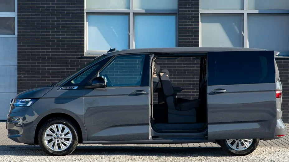 VOLKSWAGEN Multivan -