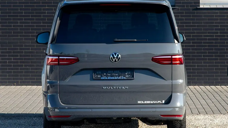 VOLKSWAGEN Multivan -