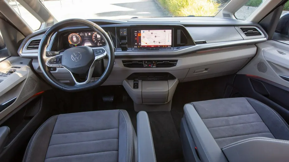 VOLKSWAGEN Multivan -