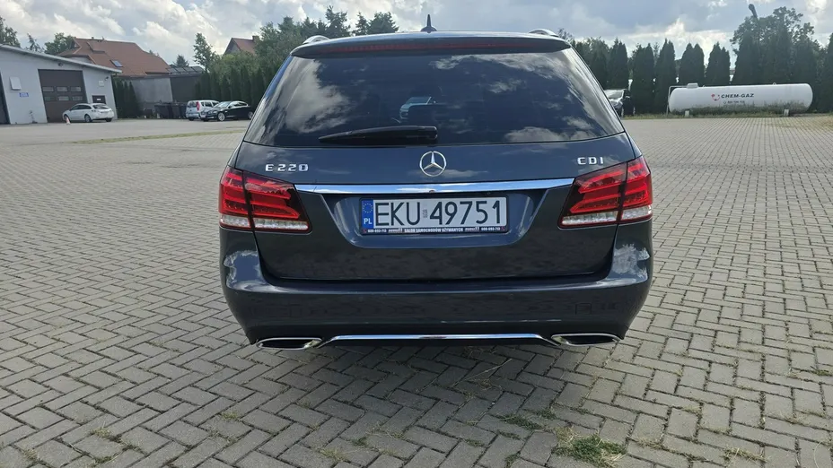 MERCEDES-BENZ E Klasa -