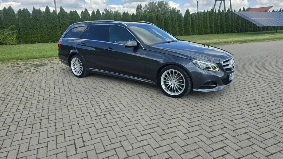 MERCEDES-BENZ E Klasa -