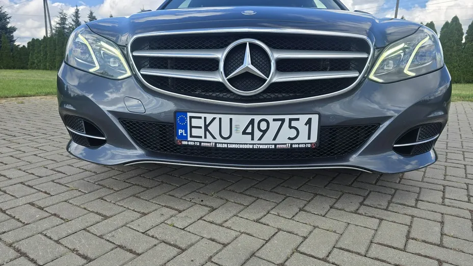 MERCEDES-BENZ E Klasa -