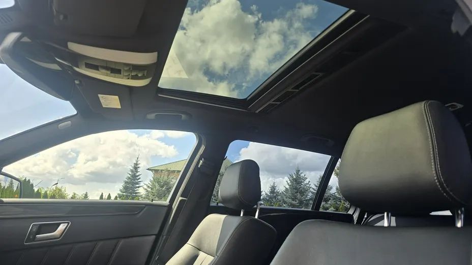 MERCEDES-BENZ E Klasa -