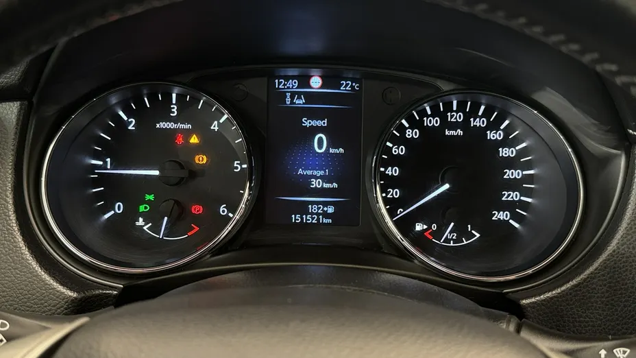 NISSAN Qashqai -