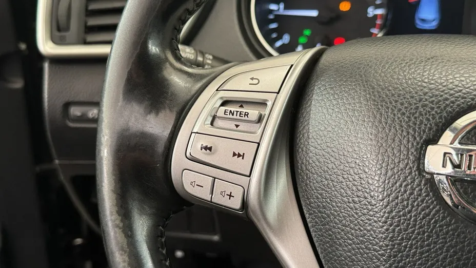 NISSAN Qashqai -