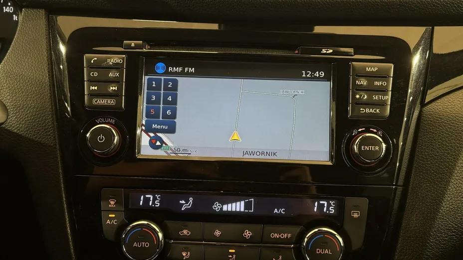 NISSAN Qashqai -