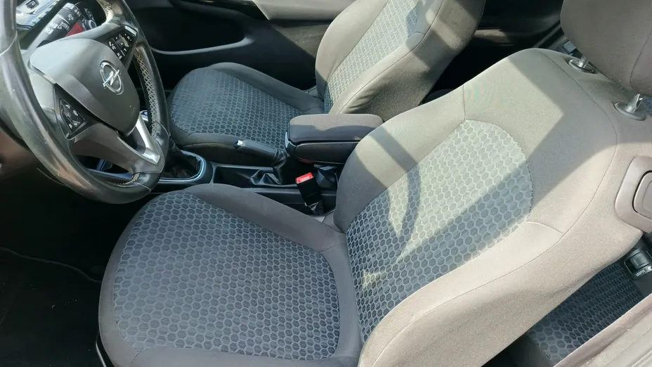 OPEL Corsa -