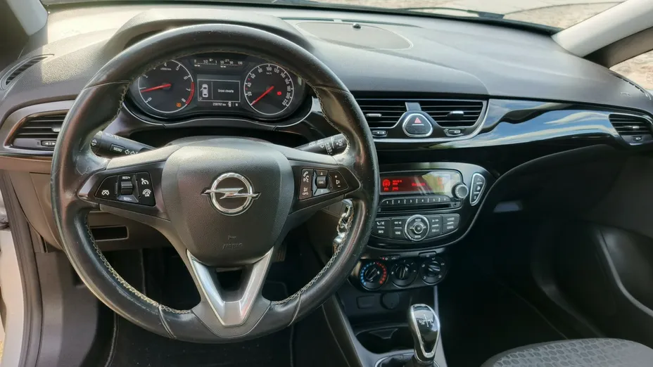 OPEL Corsa -