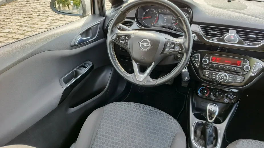 OPEL Corsa -