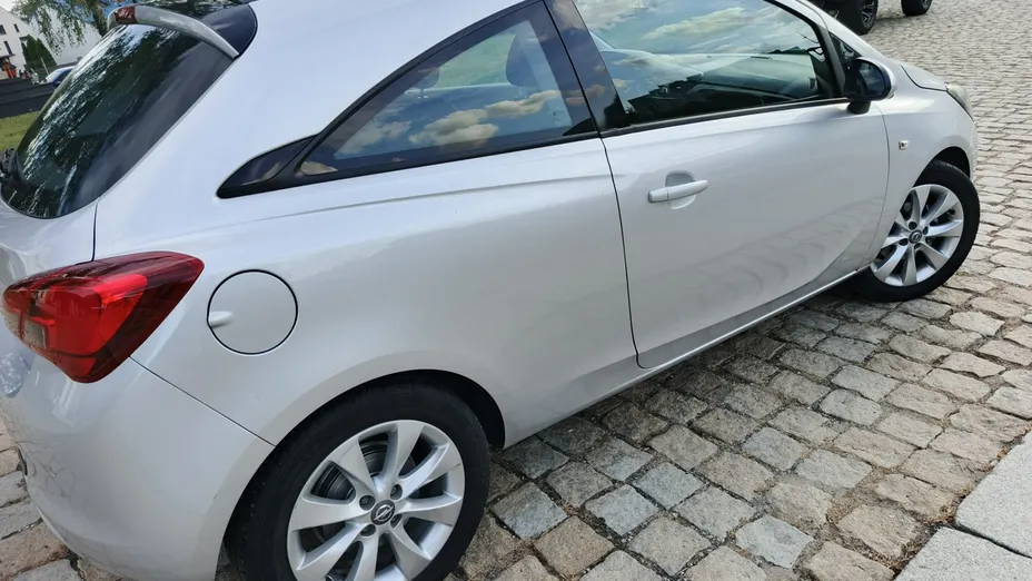 OPEL Corsa -
