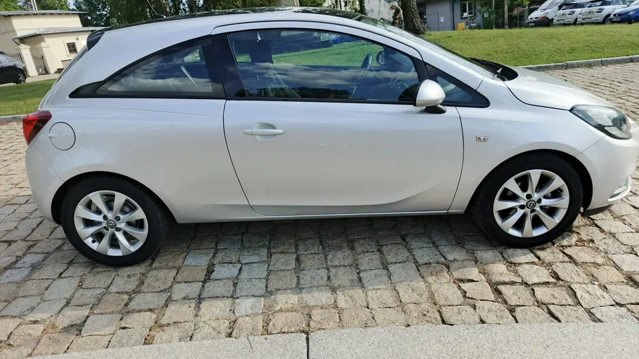 OPEL Corsa -