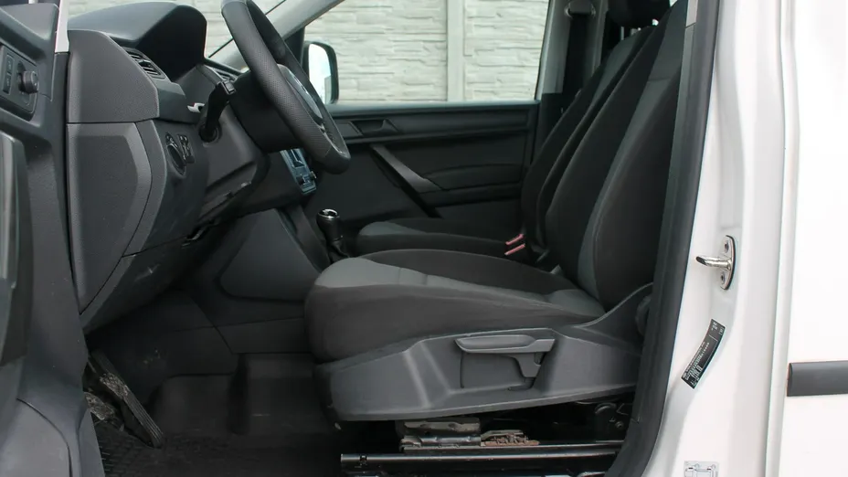 VOLKSWAGEN Caddy -