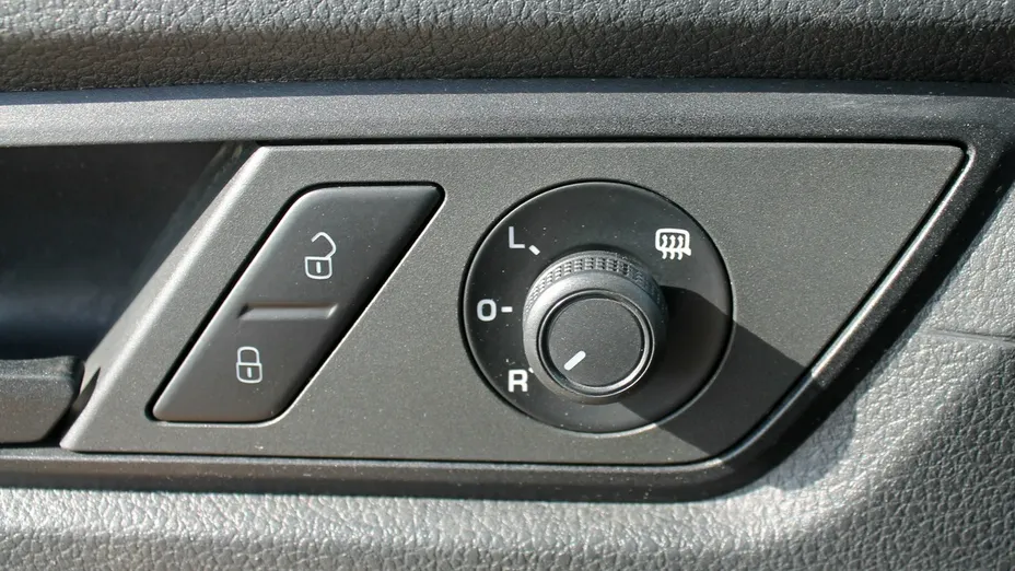 VOLKSWAGEN Caddy -
