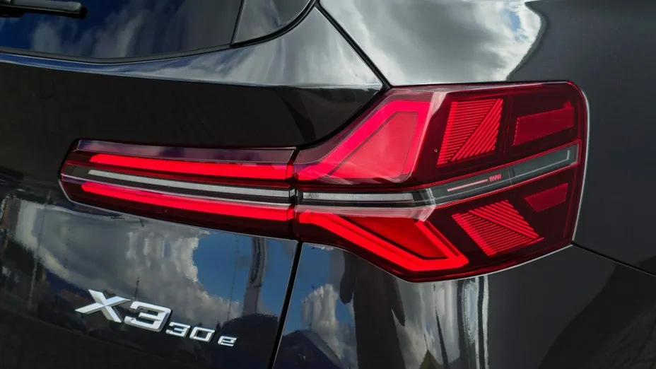 BMW X3 -