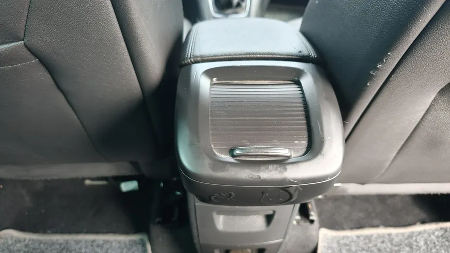 OPEL Zafira -