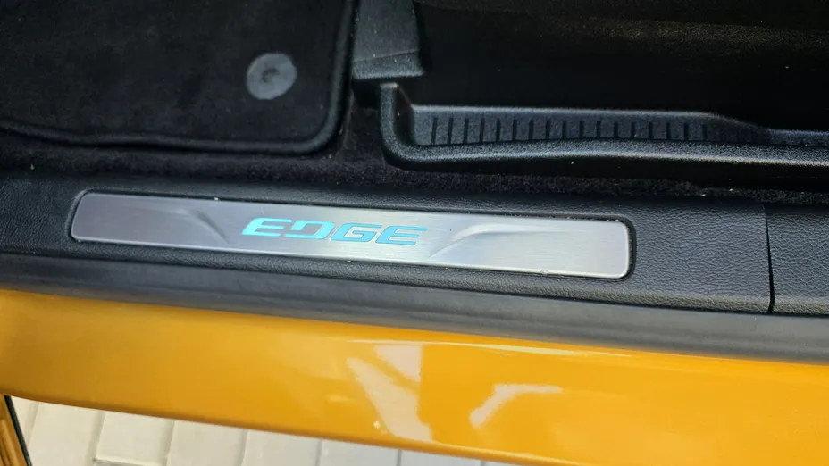 FORD Edge -