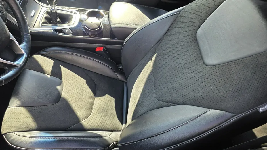 FORD Edge -