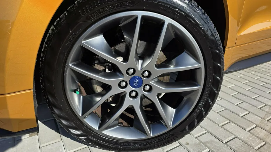 FORD Edge -