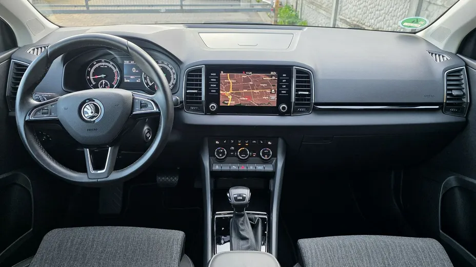 SKODA Karoq -