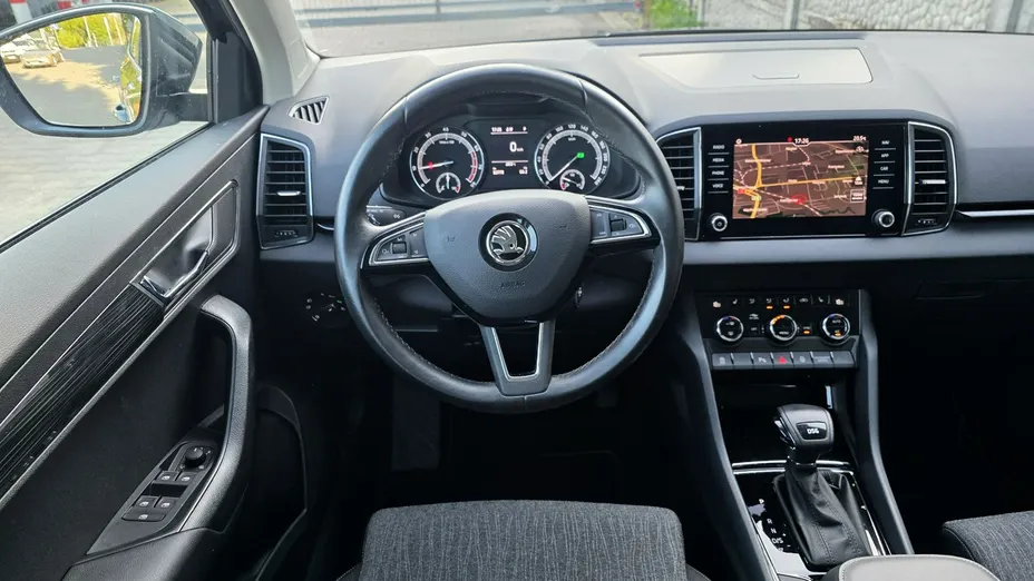 SKODA Karoq -