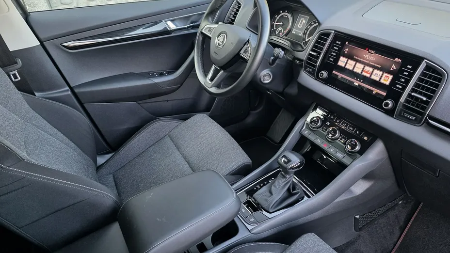 SKODA Karoq -