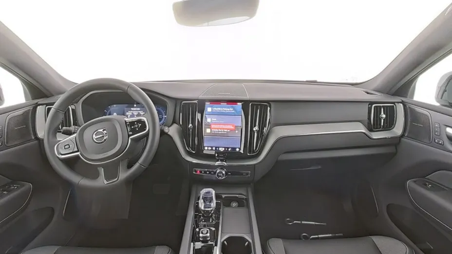 VOLVO XC60 -