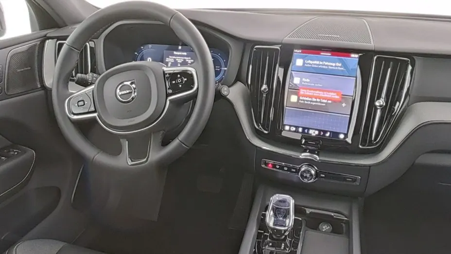 VOLVO XC60 -