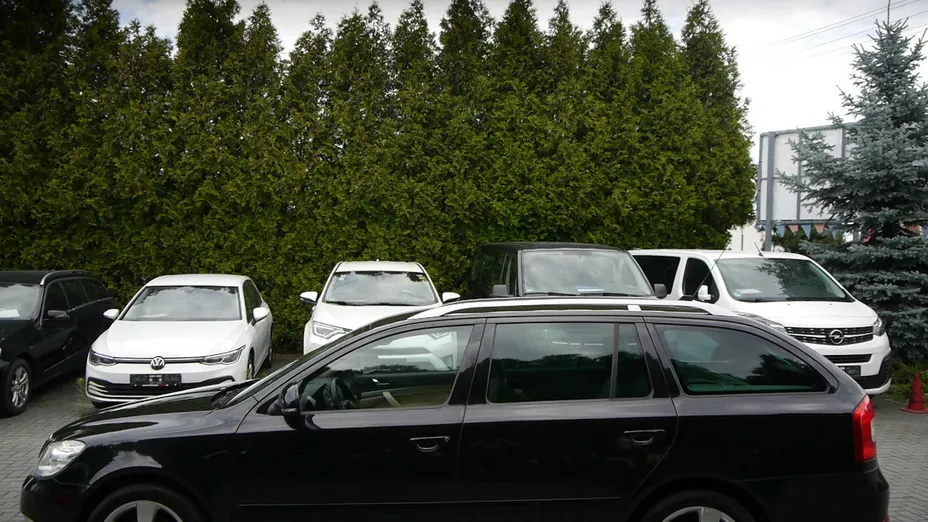 SKODA Octavia -